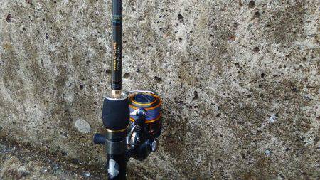 西宮ケーソンやっと太刀魚釣れました。